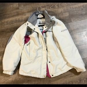 Women’s medium Columbia winter jacket